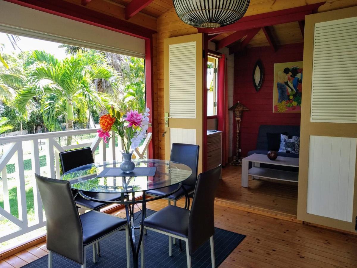 Villa & Bungalow Fleur De Coco サンタンヌ エクステリア 写真